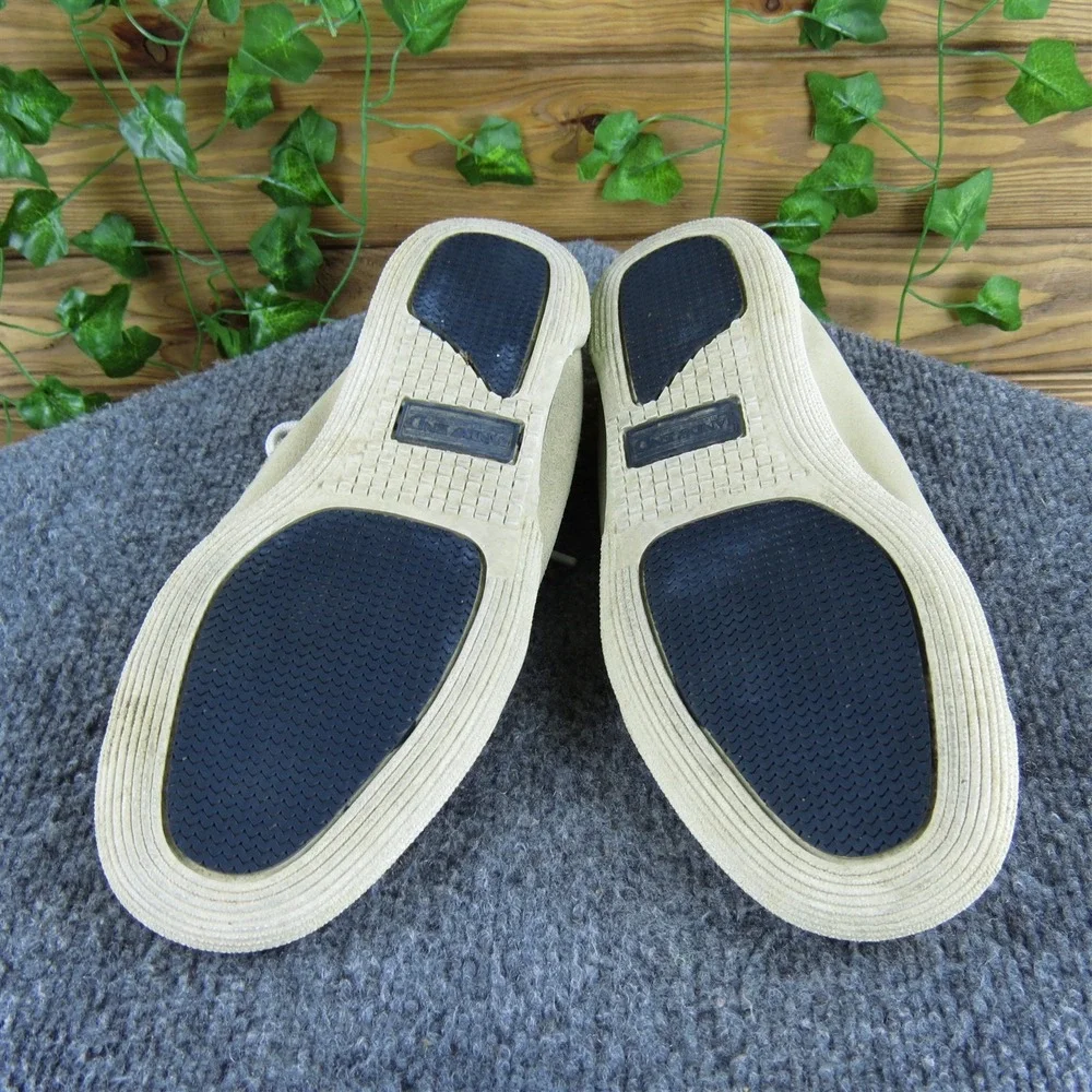 Lands' End Women Perf Boat Shoe Beige Leather Sz 8.5 Medium ‎ Used 2025
